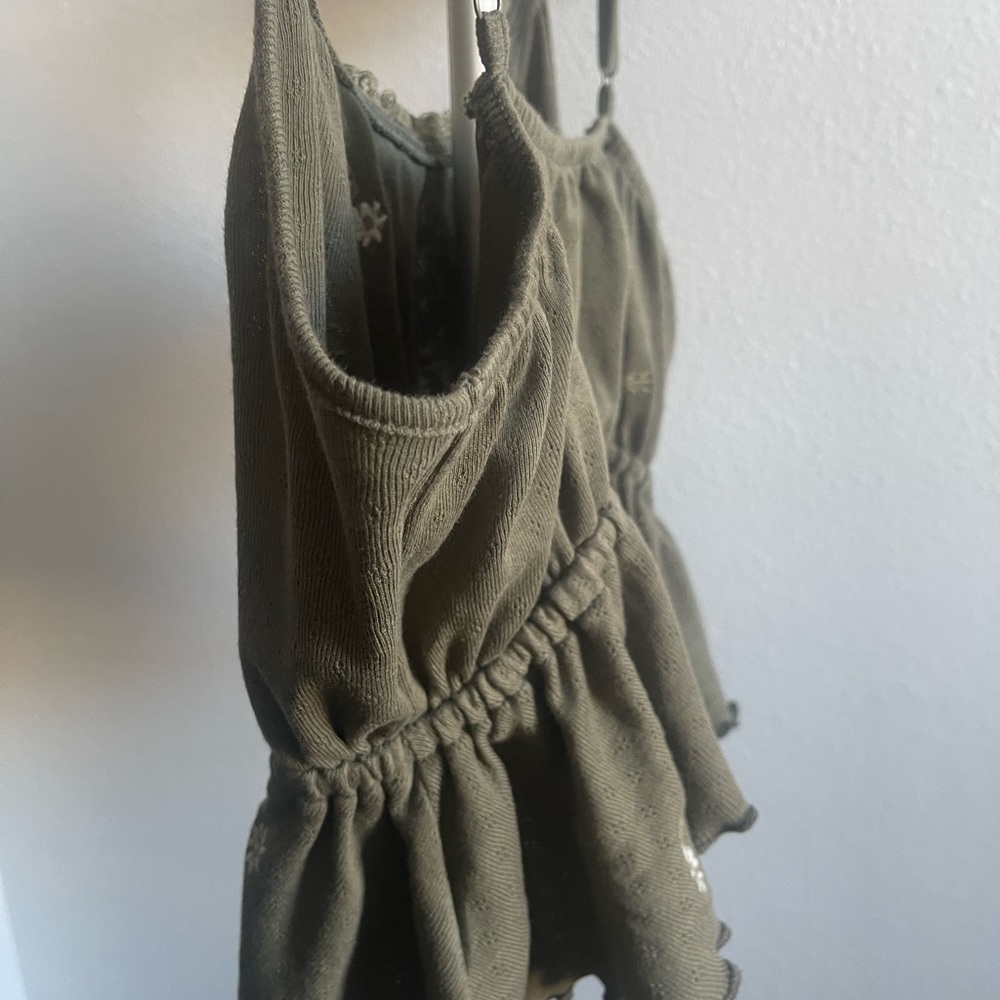 Crop Top - Picture 3 of 9